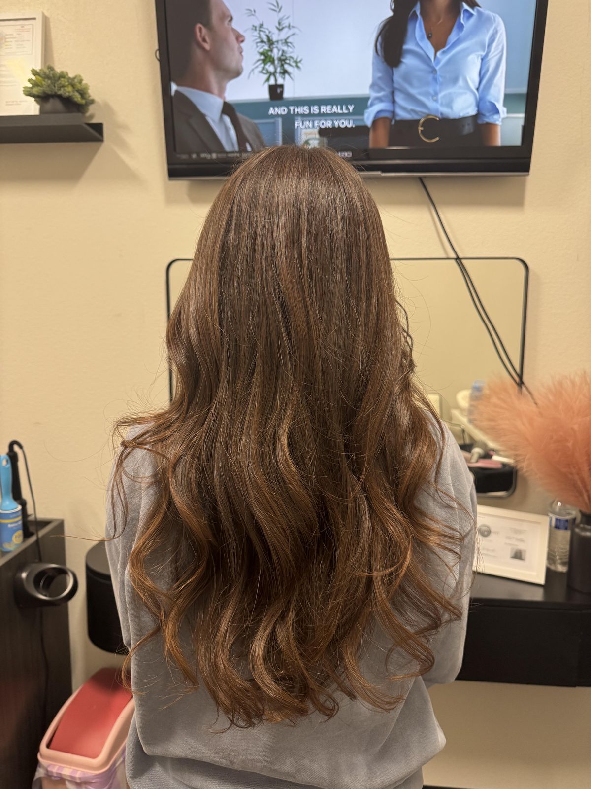 Auburn waves, back view